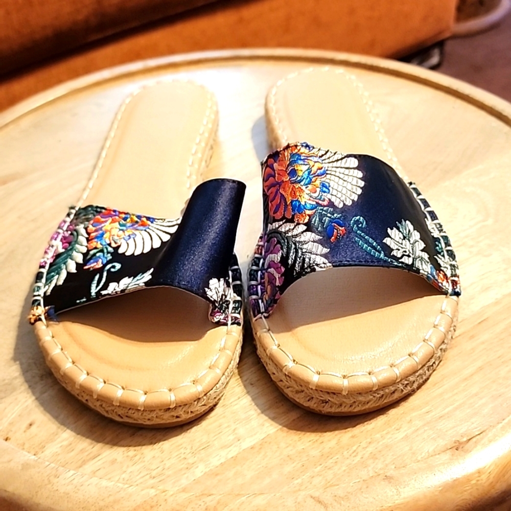 Floral slide ons.